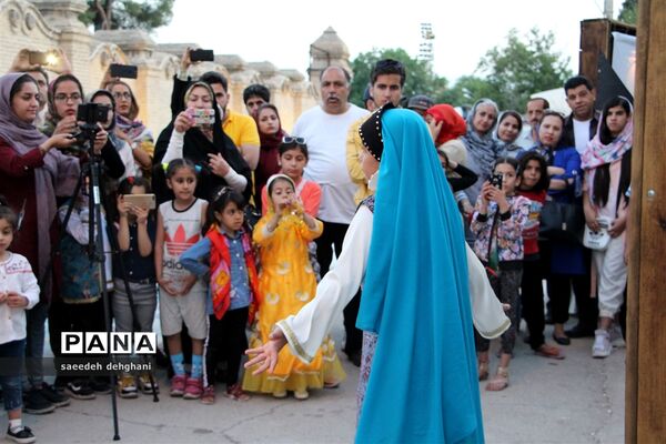 افتتاحیه پرده‌خوانی  و نقالی هفت قاب تاریخ شیراز درهفته شیراز