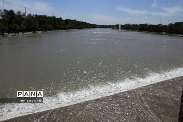 زاینده رود؛ زنده رود