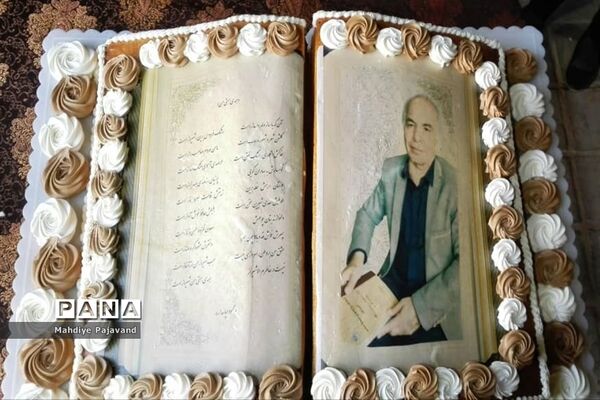 مراسم رونمایی از کتاب فرهنگ واژه ها و اصطلاحات شیرازی همزمان با هفته شیراز