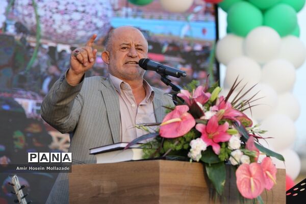 افتتاحیه جشنواره گل‌ها در ارومیه