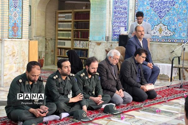 برگزاری مراسم تجدید میثاق با شهدا به مناسبت هفته معلم در سمنان