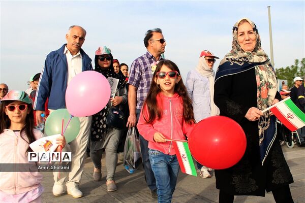 همایش پیاده‌روی بازنشستگان شهرداری تهران