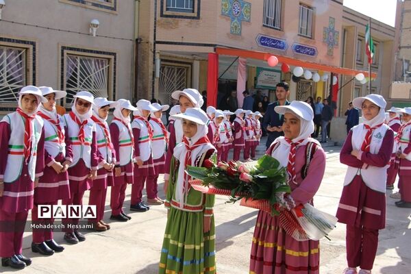جشن سپاس معلم دردبستان شاهد دختران