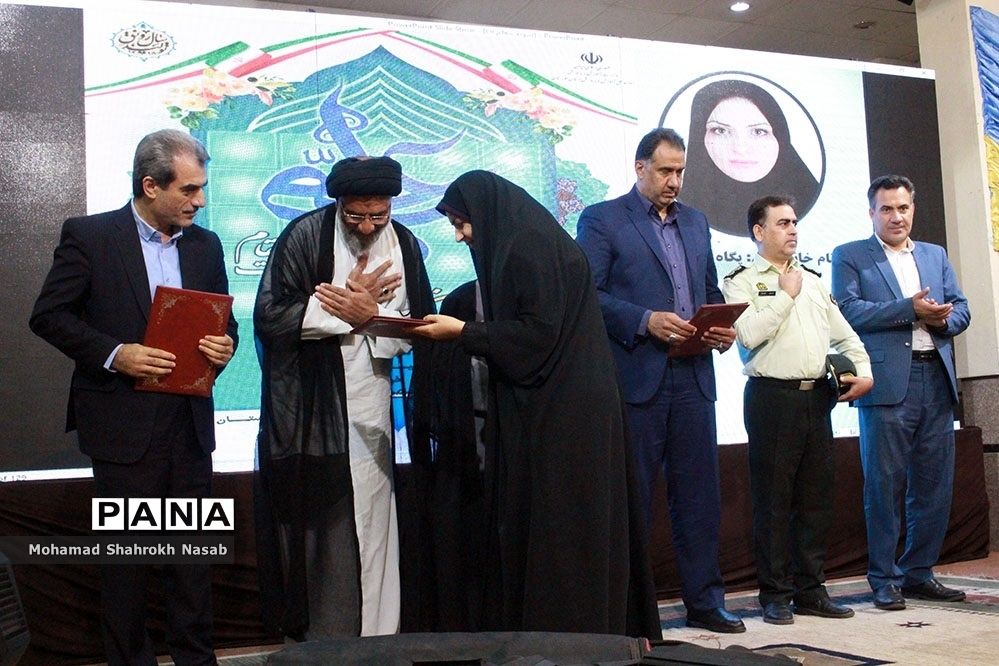 آیین سی و پنجمین یادواره استانی بزرگداشت مقام معلم در اهواز