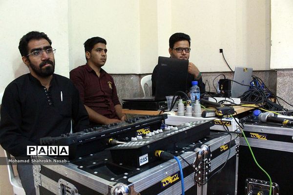 آیین سی و پنجمین یادواره استانی بزرگداشت مقام معلم در اهواز