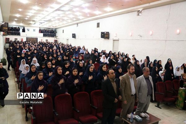 تجلیل از برترین های مسابقات قرآن،فرهنگی و هنری دختران اسلامشهر