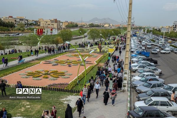 نهمین جشنواره گل‌ها در ارومیه