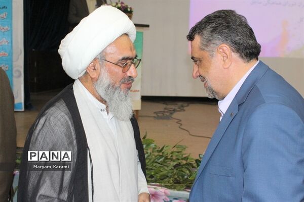 تقدیر از معلمان برتر استانی و منطقه ای آموزش و پرورش  استان بوشهر-2