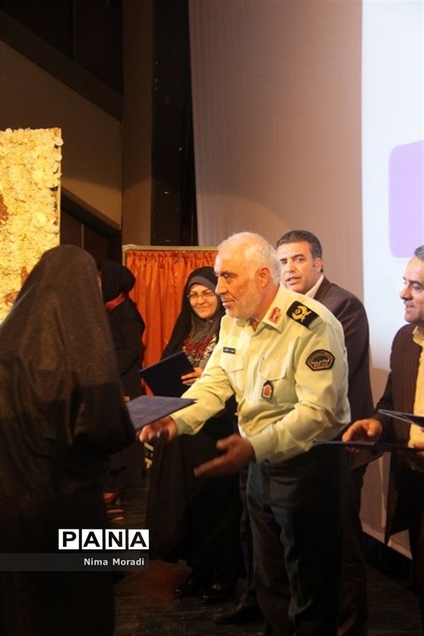 دومین جشنواره  معلمان ماندگار درسالن گلشن خراسان شمالی