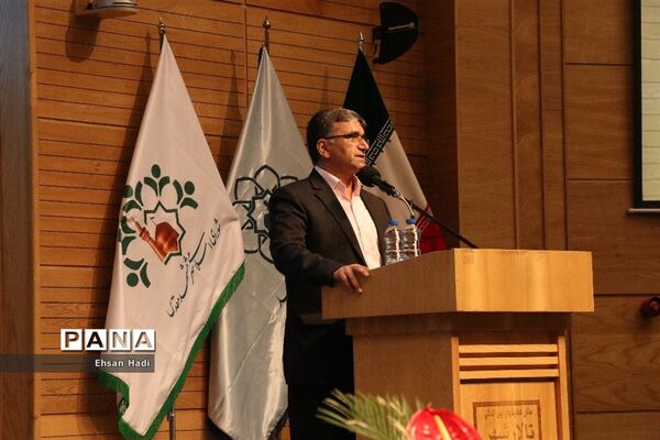 آیین تجلیل از معلمان منتخب شهرستان مشهد