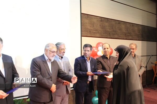 جشن سپاس معلم درسالن قلم چی شهرستان بیرجند