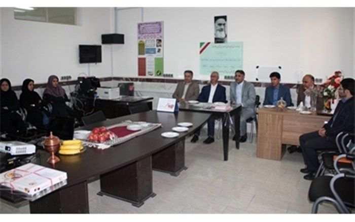 معاون سیاسی، امنیتی و اجتماعی استانداری زنجان در دبیرستان دخترانه شاهد مهدیه ناحیه یک حضور یافت