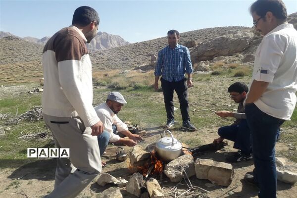 اردوی پدر دختری دبستان عروج اندیشه یزد