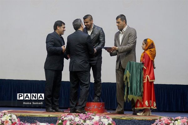 مراسم تجلیل از افتخار آفرینان ورزش آذربایجان شرقی