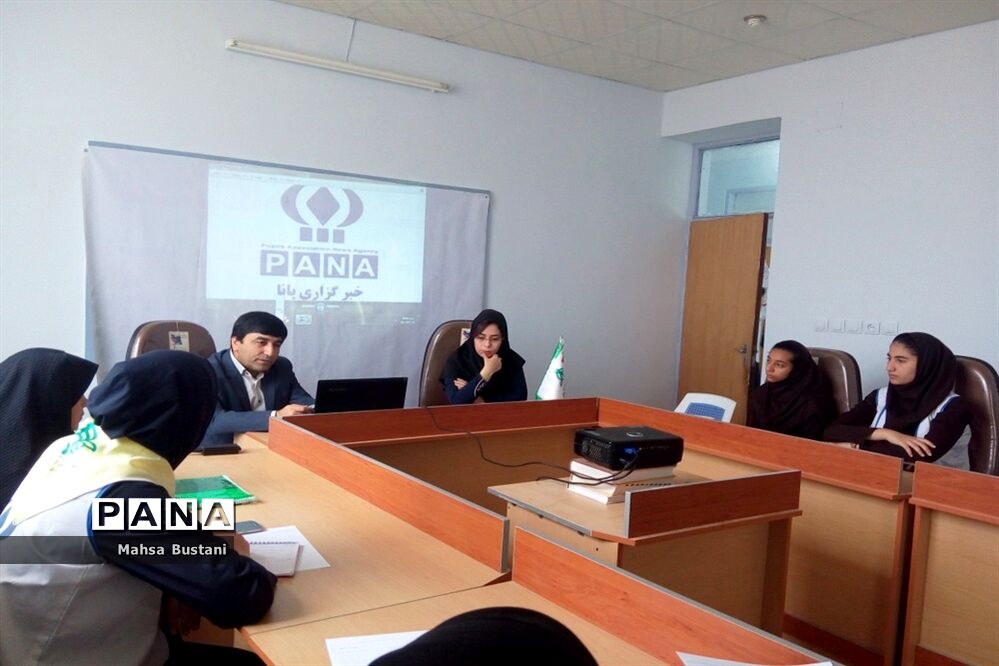 دوره آموزش خبرنگاری در دشتستان