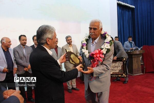 سی و پنجمین برنامه بزرگداشت مقام معلم در شهرستان سمنان