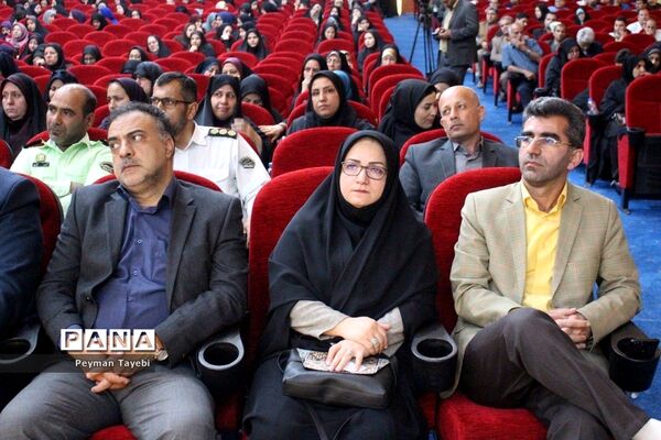 سی و پنجمین برنامه بزرگداشت مقام معلم در شهرستان سمنان