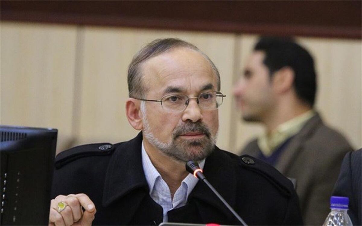 خلیلی اردکانی: حرکت به سمت دولتی کردن شهرداری ها خلافِ مطالبه عمومی است