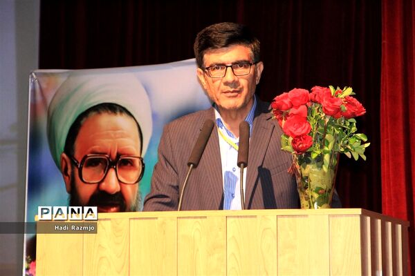 آیین تقدیر از معلمان  نمونه فارس