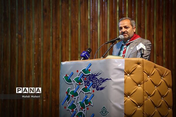 آیین گرامیداشت بیستمین سالروز تاسیس سازمان دانش‌آموزی