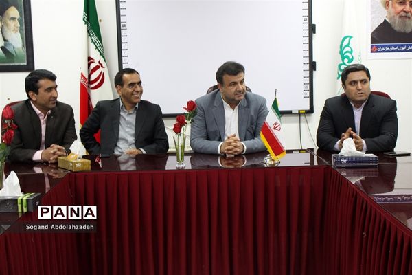 حضور استاندار مازندران در سازمان دانش‌آموزی استان