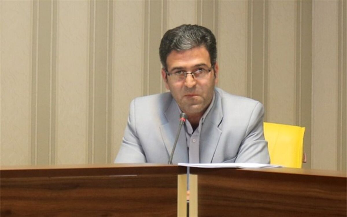 صمد علیزاده: سازمان دانش آموزی فرآیند مدیریت طرح نظامند شدن لباس و سرویس مدارس را برعهده دارد