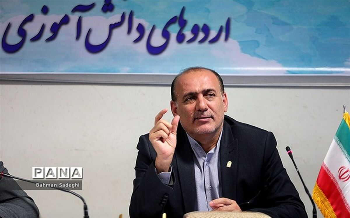 علی رمضانی: دانش‌آموزان در اردوها نحوه مقابله با بلایای طبیعی را می‌آموزند