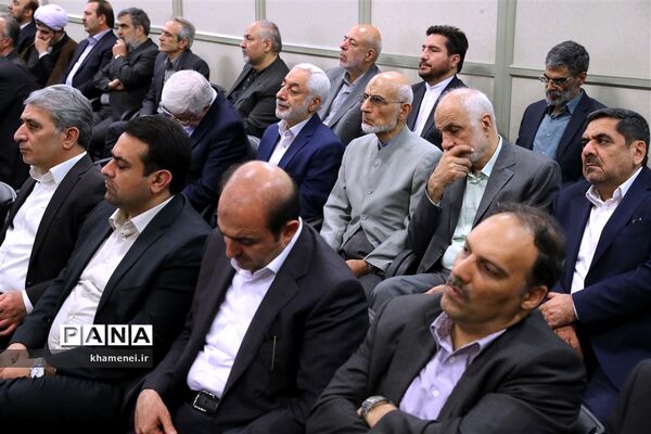 دیدار مسئولان نظام با مقام معظم رهبری