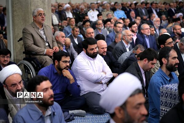 دیدار مسئولان نظام با مقام معظم رهبری