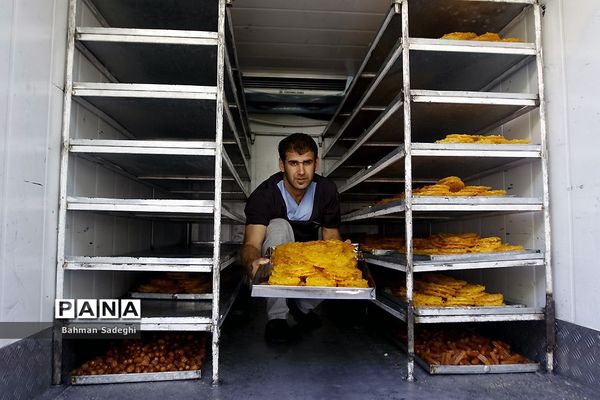 کارگاه پخت زولبیا و بامیه