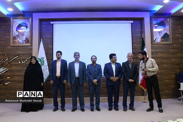 آیین سپاس مربی در ناحیه 3 اهواز