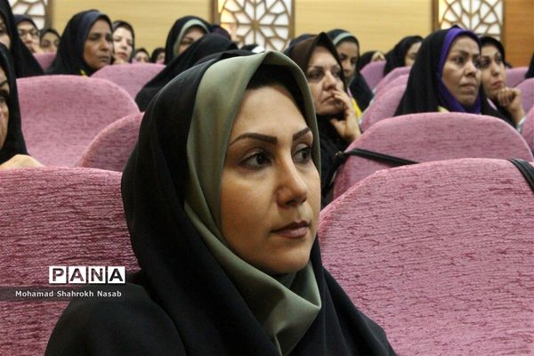 آیین سپاس مربی در ناحیه 3 اهواز