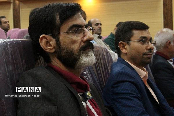 آیین سپاس مربی در ناحیه 3 اهواز