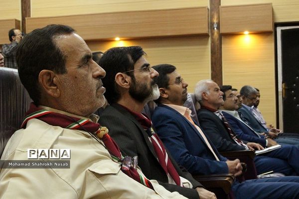 آیین سپاس مربی در ناحیه 3 اهواز