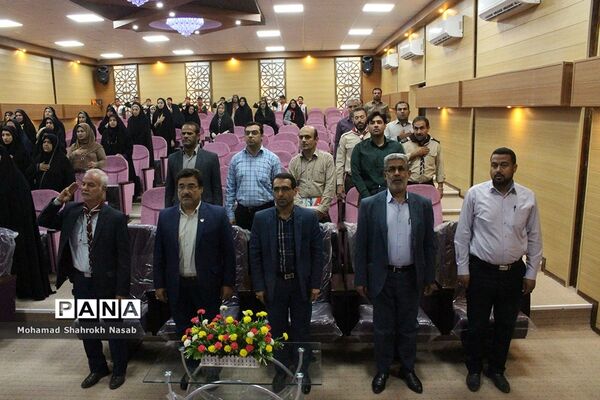آیین سپاس مربی در ناحیه 3 اهواز