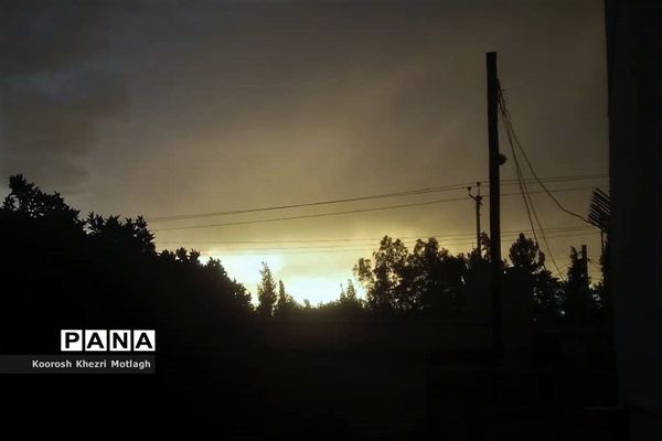 آسمان سرخ کازرون