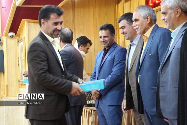 آیین گرامیداشت سالروز تاسیس سازمان دانش‌آموزی