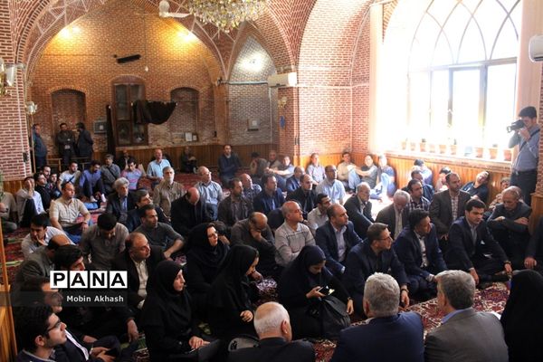 بازدید مدیران ارشد بیمه کشور و  نماینده مردم تبریز،  اسکو و آذرشهر از بازار تبریز