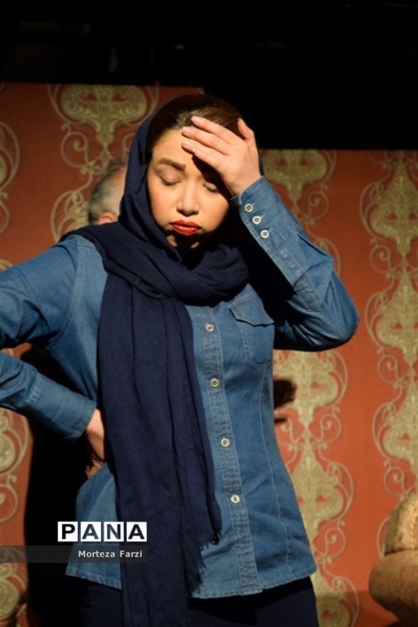 نمایش «همین امشب« در تبریز