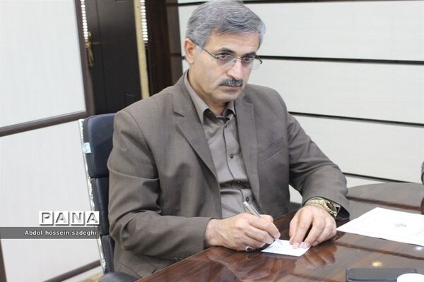 جلسه کارگروه  لباس فرم دانش‌آموزی استان بوشهر