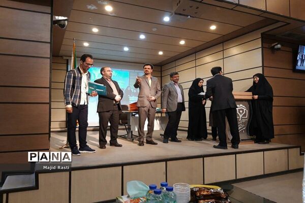همایش تجلیل و قدردانی از شهروند خوب و خلاق