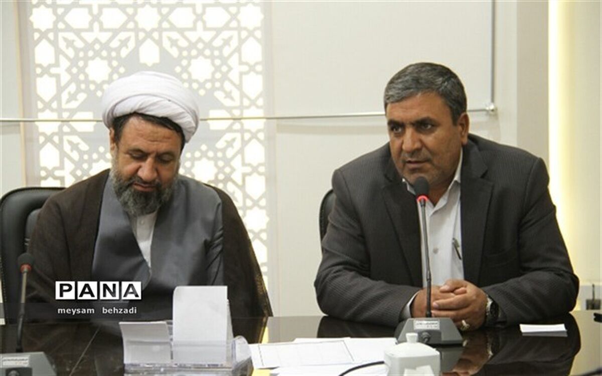 مدیرکل آموزش و پرورش استان کرمان:  الگو برداری‌های آموزشی باید در چارچوب نظام باشد