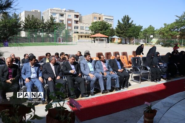 افتتاح اولین زمین چمن مصنوعی آموزش پروش خراسان رضوی ویژه دانش‌آموزان دختر