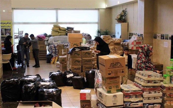 مردم آذربایجان غربی 28 میلیارد ریال به سیل زدگان کمک کردند