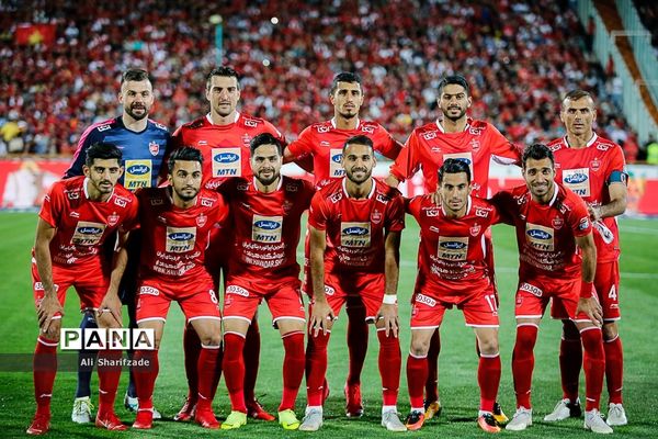 دیدار تیم‌های پرسپولیس و ماشین سازی تبریز