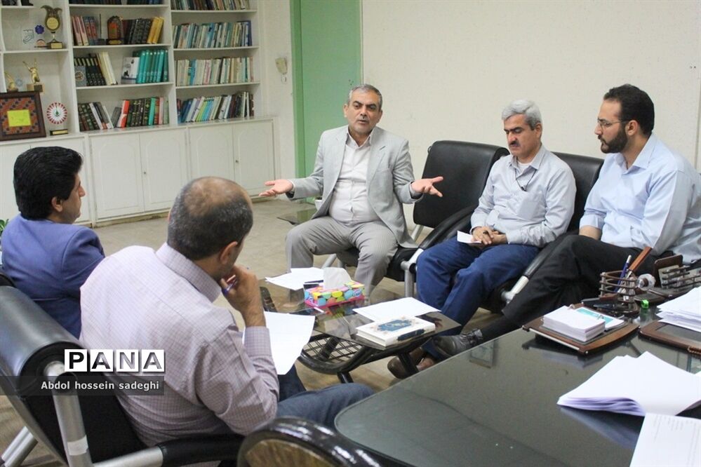نشست کمیته اجرایی بسیج دانش آموزی استان بوشهر