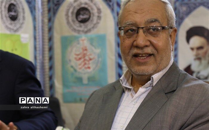 مدیر عامل جامعه تعلیمات اسلامی: روش های انس دانش آموزان با قرآن باید به روز شود