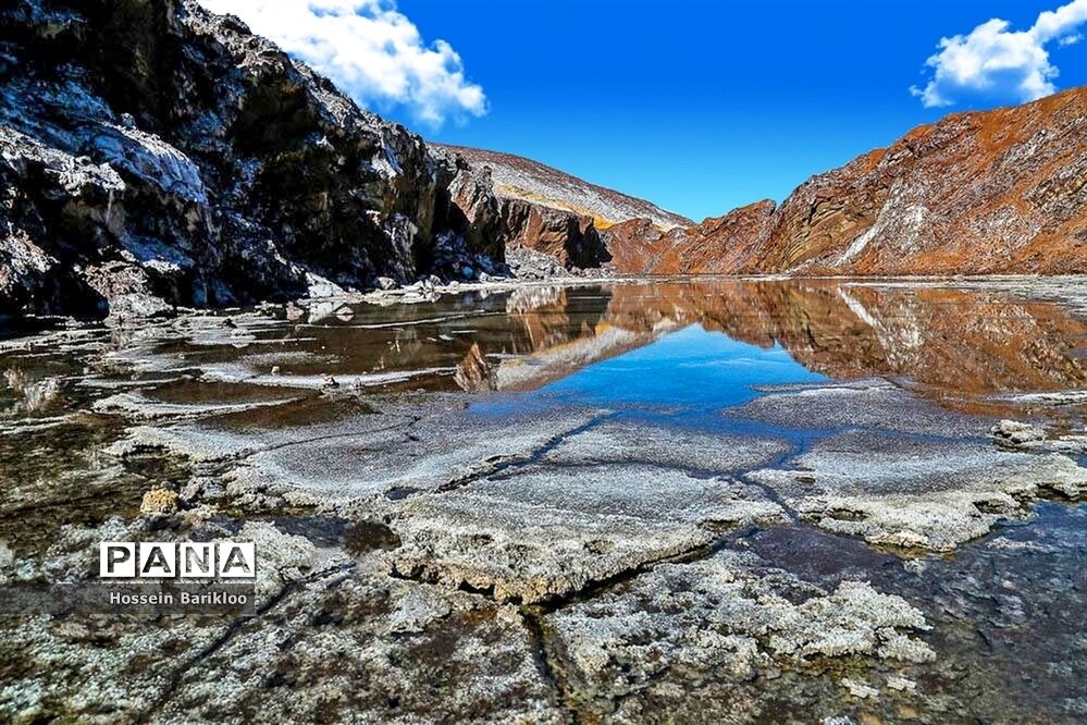 گنبد نمکی قم، تنها گنبد نمکی متقارن جهان