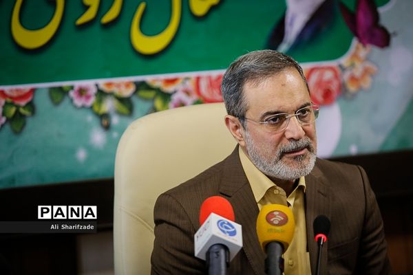 آیین رونمایی از سامانه ثبت شکایات مردمی و تلفن گویای سازمان مدارس و مراکز غیردولتی و توسعه مشارکت‌های مردمی