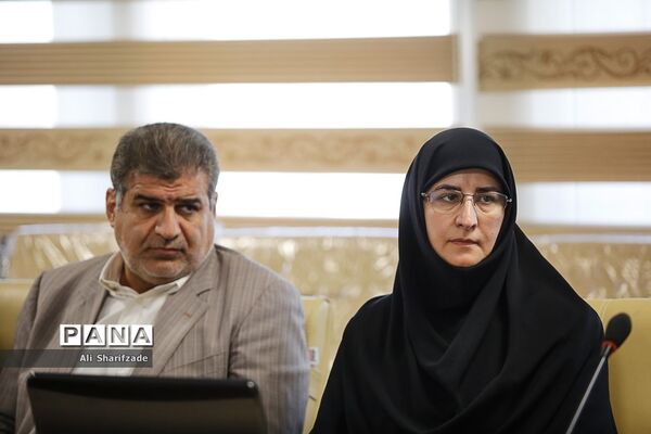 آیین رونمایی از سامانه ثبت شکایات مردمی و تلفن گویای سازمان مدارس و مراکز غیردولتی و توسعه مشارکت‌های مردمی